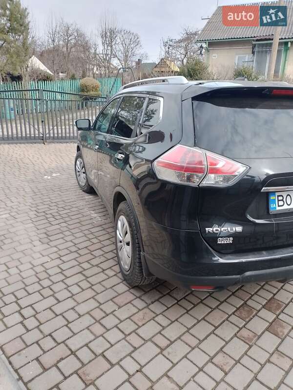 Позашляховик / Кросовер Nissan Rogue 2015 в Теребовлі