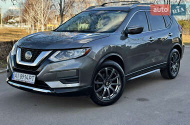 Внедорожник / Кроссовер Nissan Rogue 2019 в 