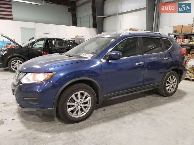 Позашляховик / Кросовер Nissan Rogue 2017 в Харкові