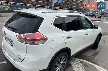 Внедорожник / Кроссовер Nissan Rogue 2014 в 