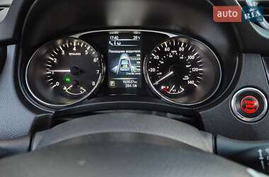 Внедорожник / Кроссовер Nissan Rogue 2014 в 