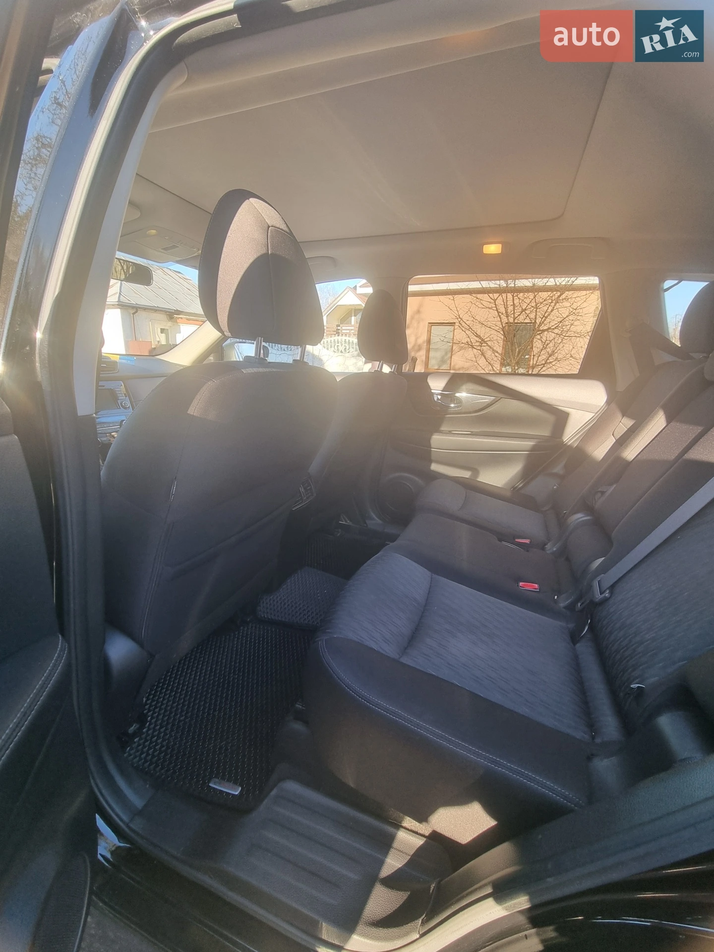 2017 Nissan Rogue - мініатюра 16