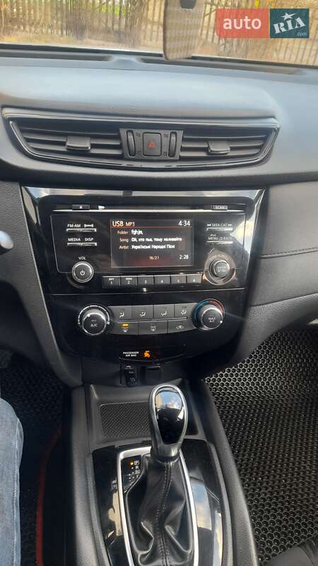 Позашляховик / Кросовер Nissan Rogue 2017 в Тернополі фото 7 Позашляховик / Кросовер Nissan Rogue 2017 в Тернополі