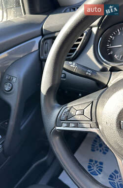 Внедорожник / Кроссовер Nissan Rogue 2020 в 