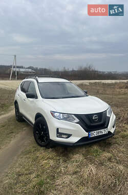 Внедорожник / Кроссовер Nissan Rogue 2018 в Львове