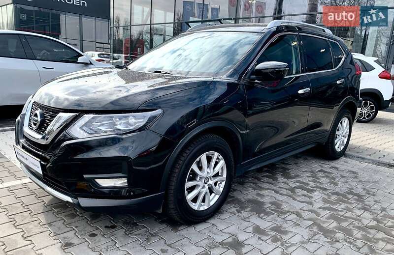 Внедорожник / Кроссовер Nissan Rogue 2017 в Одессе