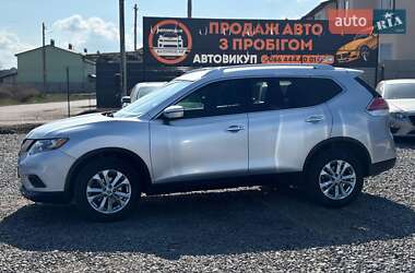 Внедорожник / Кроссовер Nissan Rogue 2016 в 