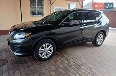 Внедорожник / Кроссовер Nissan Rogue 2016 в 