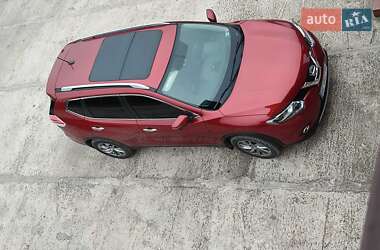 Позашляховик / Кросовер Nissan Rogue 2015 в 