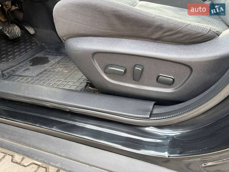 Внедорожник / Кроссовер Nissan Rogue 2016 в Киеве фото 20 Внедорожник / Кроссовер Nissan Rogue 2016 в Киеве