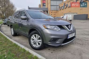 Внедорожник / Кроссовер Nissan Rogue 2015 в 