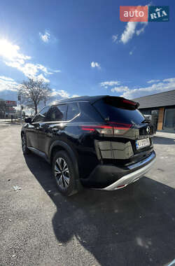 Позашляховик / Кросовер Nissan Rogue 2021 в 