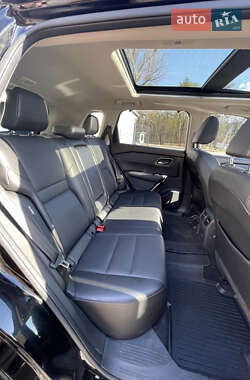 Позашляховик / Кросовер Nissan Rogue 2021 в 