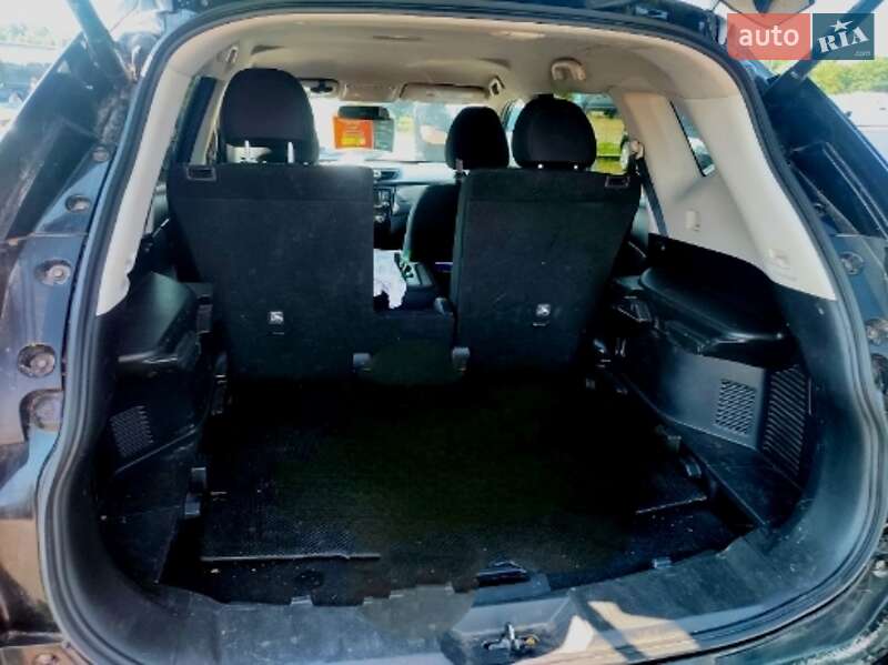 Позашляховик / Кросовер Nissan Rogue 2018 в Львові