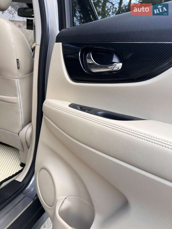 Внедорожник / Кроссовер Nissan Rogue 2017 в Тернополе фото 10 Внедорожник / Кроссовер Nissan Rogue 2017 в Тернополе