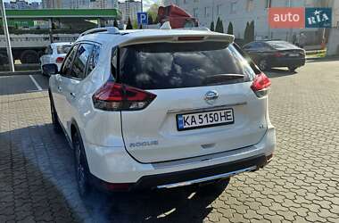 Внедорожник / Кроссовер Nissan Rogue 2017 в 