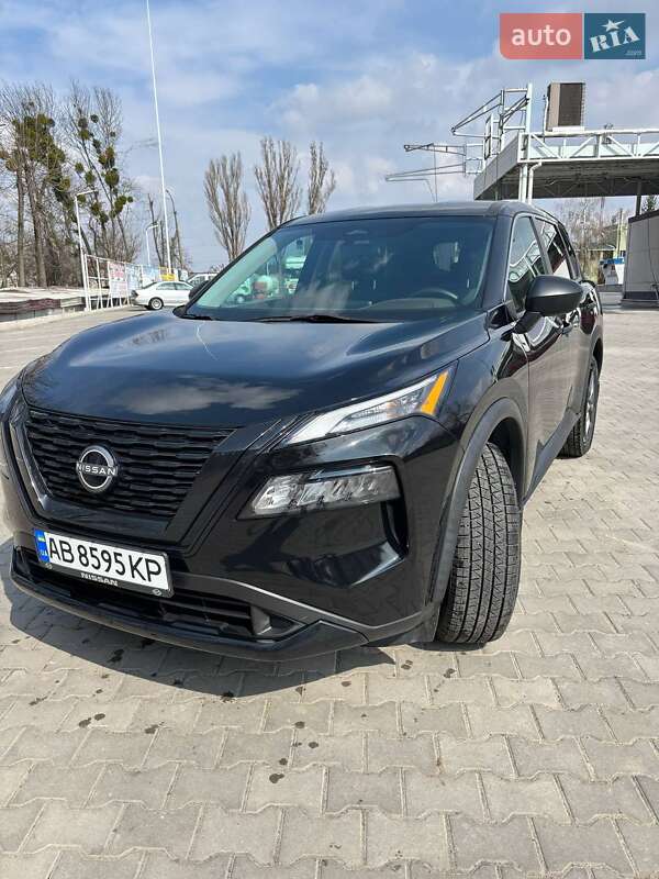 Внедорожник / Кроссовер Nissan Rogue 2021 в Виннице