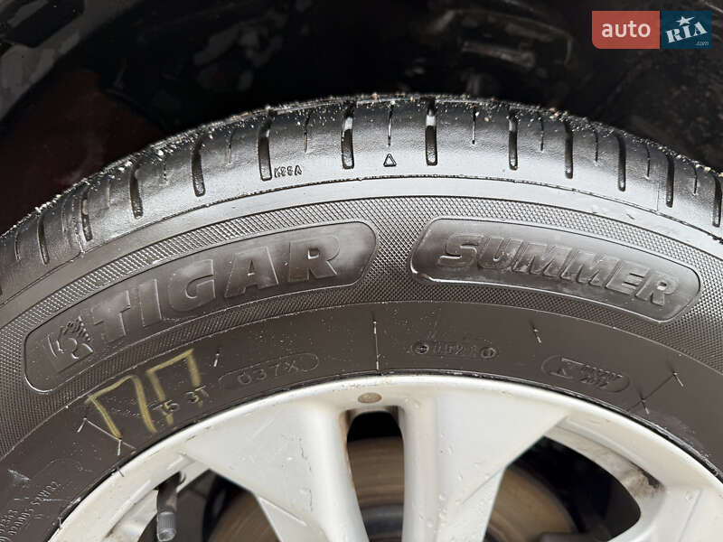 Позашляховик / Кросовер Nissan Rogue 2016 в Білій Церкві