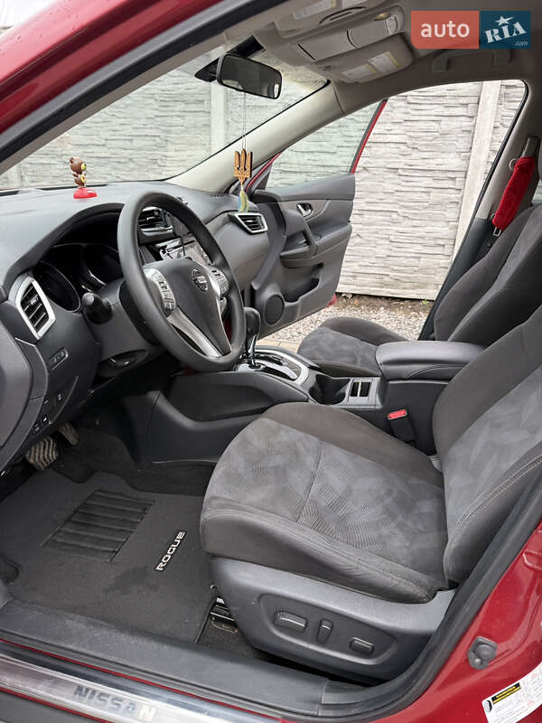 Позашляховик / Кросовер Nissan Rogue 2016 в Білій Церкві