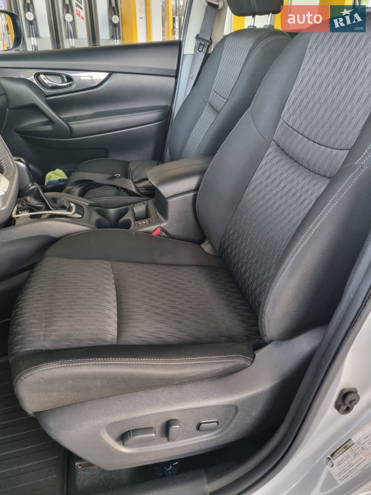 2018 Nissan Rogue - мініатюра 13