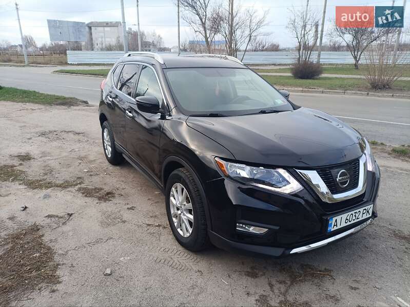 Внедорожник / Кроссовер Nissan Rogue 2017 в Белой Церкви