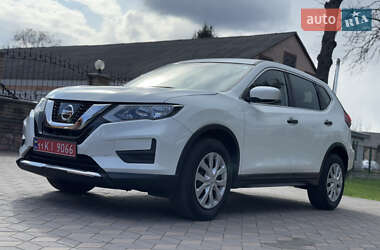 Позашляховик / Кросовер Nissan Rogue 2019 в 