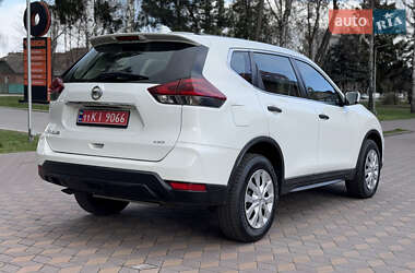 Позашляховик / Кросовер Nissan Rogue 2019 в 