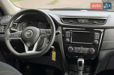 Позашляховик / Кросовер Nissan Rogue 2019 в 