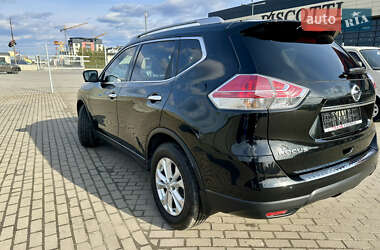Внедорожник / Кроссовер Nissan Rogue 2016 в 