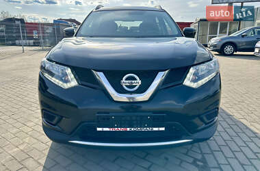 Внедорожник / Кроссовер Nissan Rogue 2016 в 