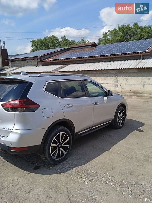Позашляховик / Кросовер Nissan Rogue 2019 в Тернополі
