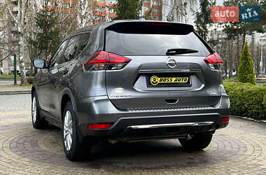 Позашляховик / Кросовер Nissan Rogue 2017 в 