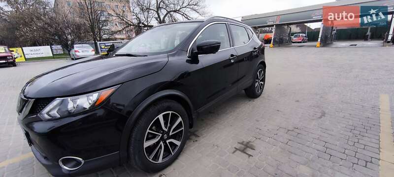 Внедорожник / Кроссовер Nissan Rogue 2019 в Кропивницком