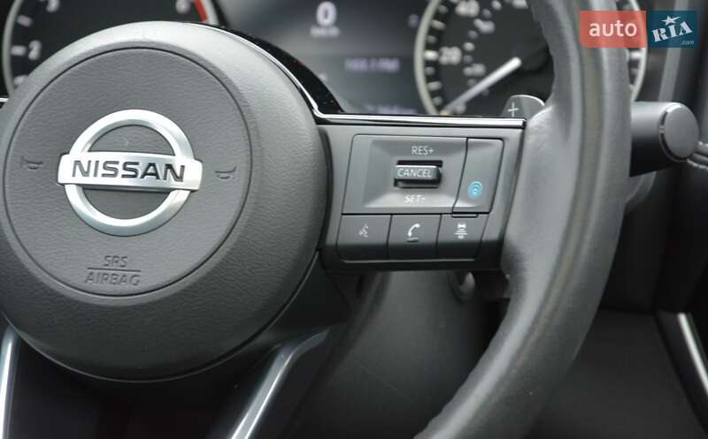 Позашляховик / Кросовер Nissan Rogue 2020 в Києві