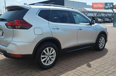 Внедорожник / Кроссовер Nissan Rogue 2019 в 