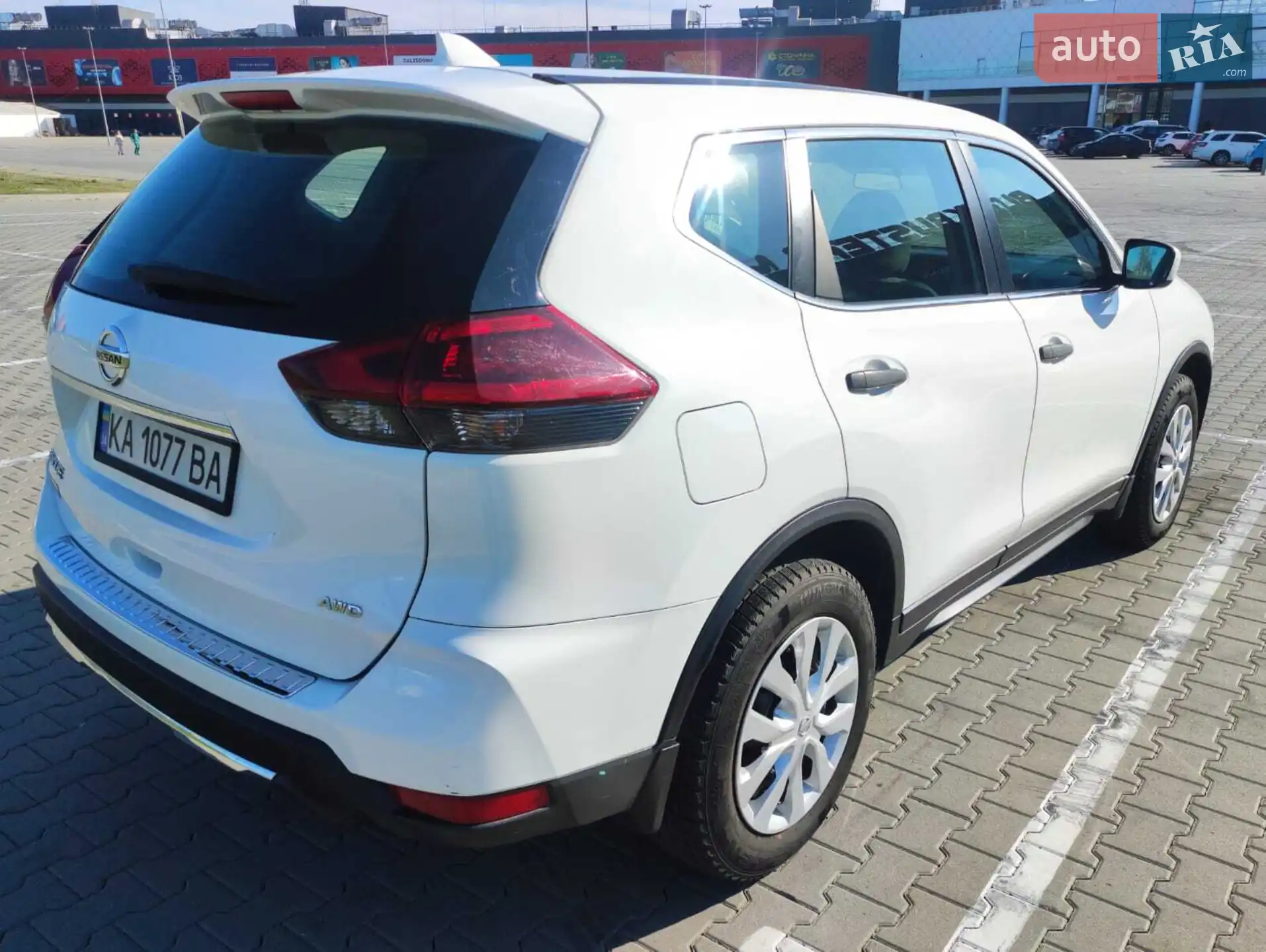 2017 Nissan Rogue - мініатюра 8