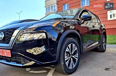 Внедорожник / Кроссовер Nissan Rogue 2022 в 