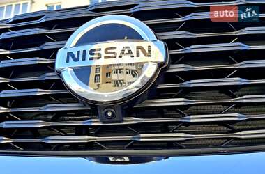 Внедорожник / Кроссовер Nissan Rogue 2022 в 