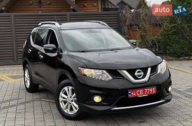 Внедорожник / Кроссовер Nissan Rogue 2013 в 