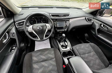 Внедорожник / Кроссовер Nissan Rogue 2013 в 