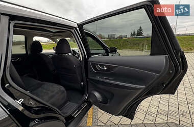 Внедорожник / Кроссовер Nissan Rogue 2013 в 