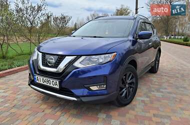 Внедорожник / Кроссовер Nissan Rogue 2018 в 