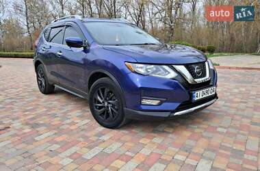 Внедорожник / Кроссовер Nissan Rogue 2018 в 