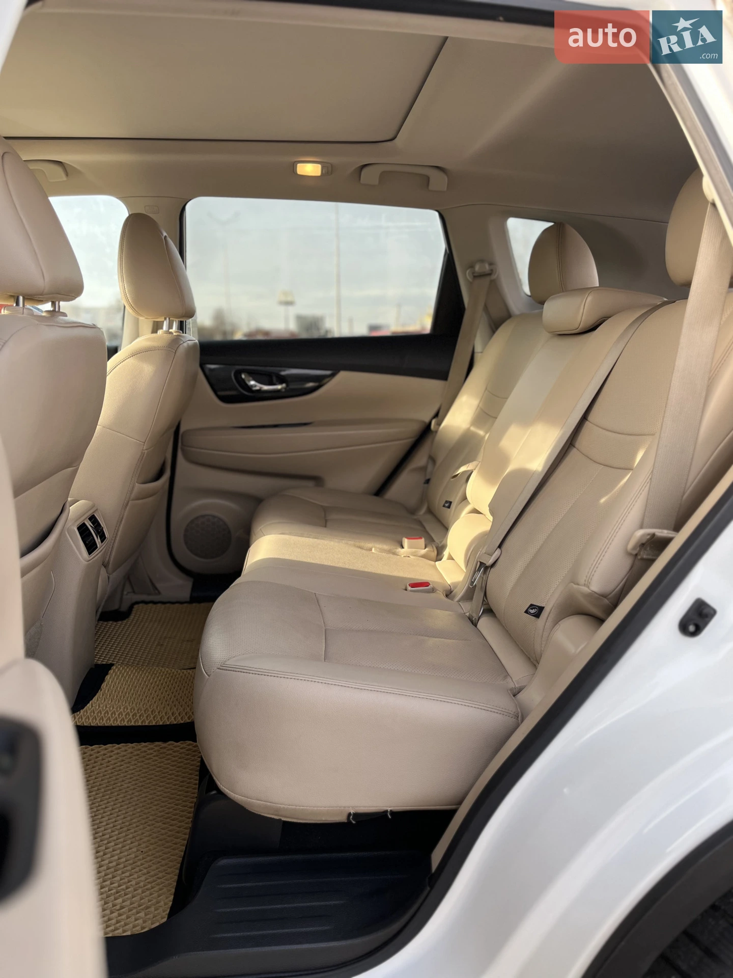 2017 Nissan Rogue - мініатюра 8