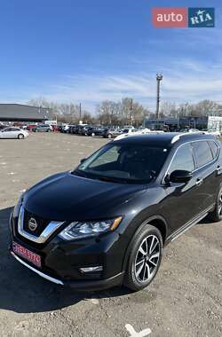 Внедорожник / Кроссовер Nissan Rogue 2020 в 