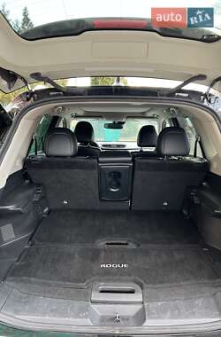 Внедорожник / Кроссовер Nissan Rogue 2020 в 