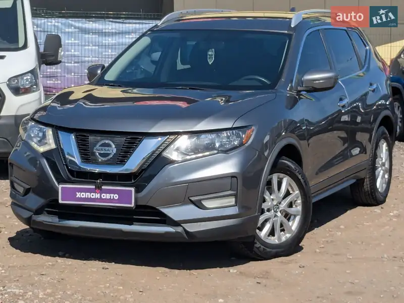Внедорожник / Кроссовер Nissan Rogue 2017 в 