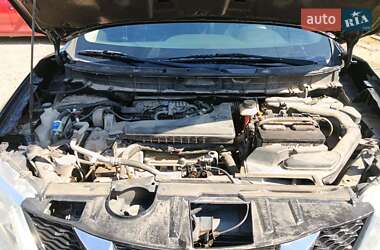 Внедорожник / Кроссовер Nissan Rogue 2014 в 