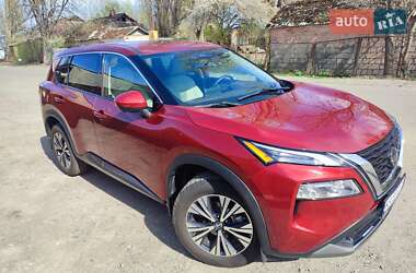 Позашляховик / Кросовер Nissan Rogue 2021 в 