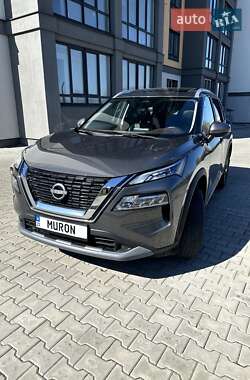 Внедорожник / Кроссовер Nissan Rogue 2022 в 